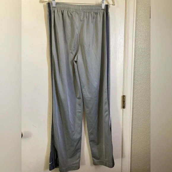 🌞Nike Kid’s Gray Track Pants with White and Black Stripes Down Each Side C - Picture 5 of 5
